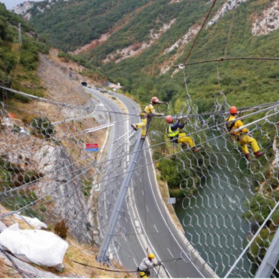 Geotecnia e Contenção de Taludes